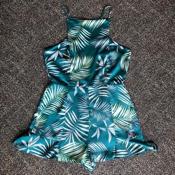 BB Dakota Pants - BB Dakota Leaf Romper